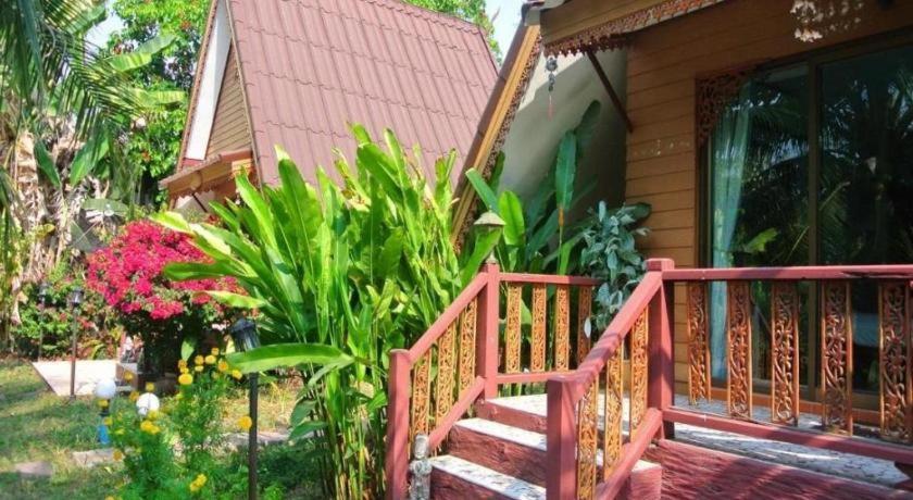 Himawari Restaurant And Cottage Ban Nong Hin  Zewnętrze zdjęcie